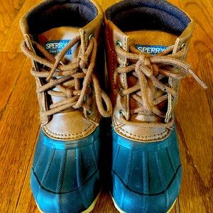 Boy’s SPERRY Duck boots. Size 11.
